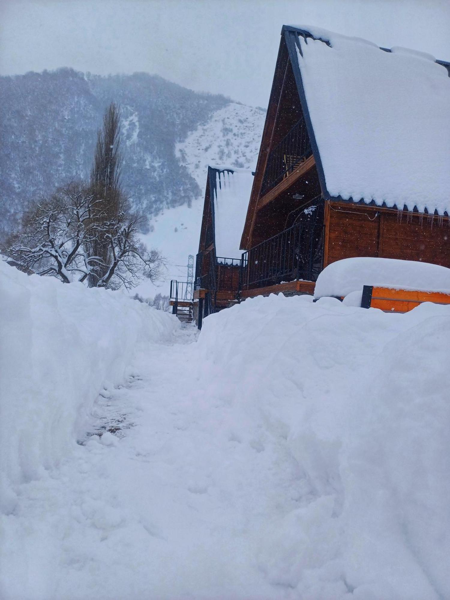 Panorama Cottages In Sno Exterior photo